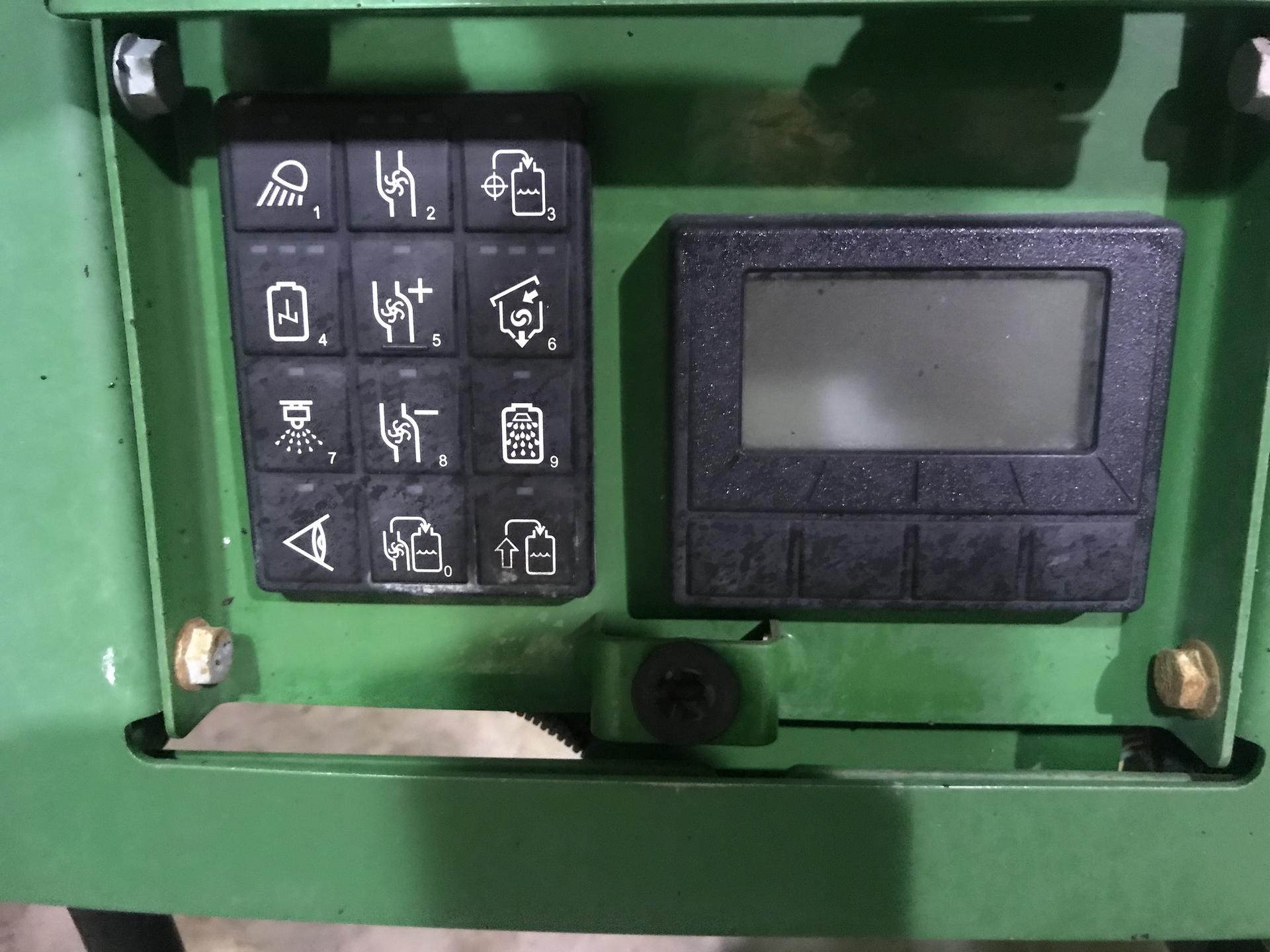 2017 John Deere R4038 Image