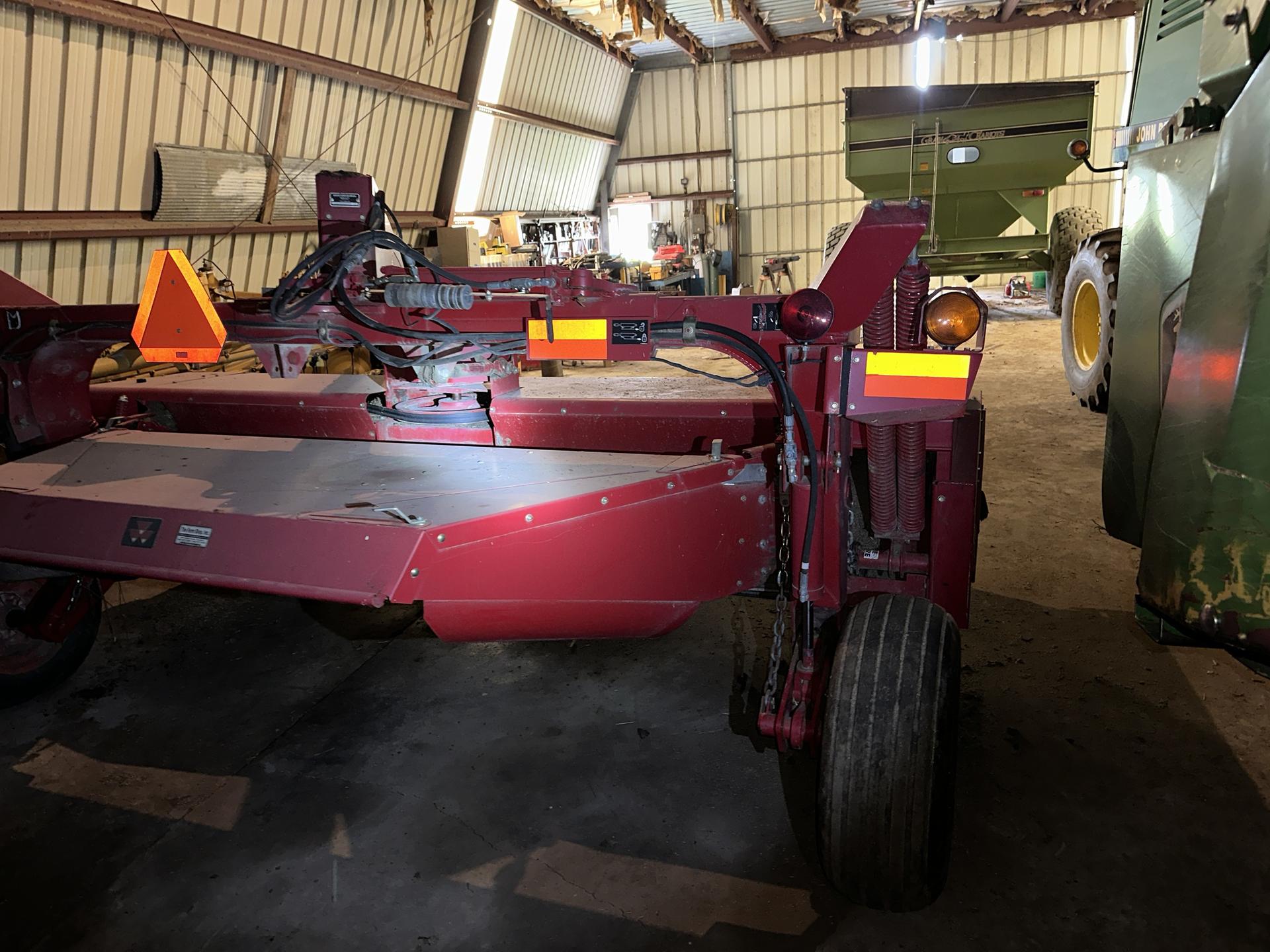 2012 Massey Ferguson 1372 Image