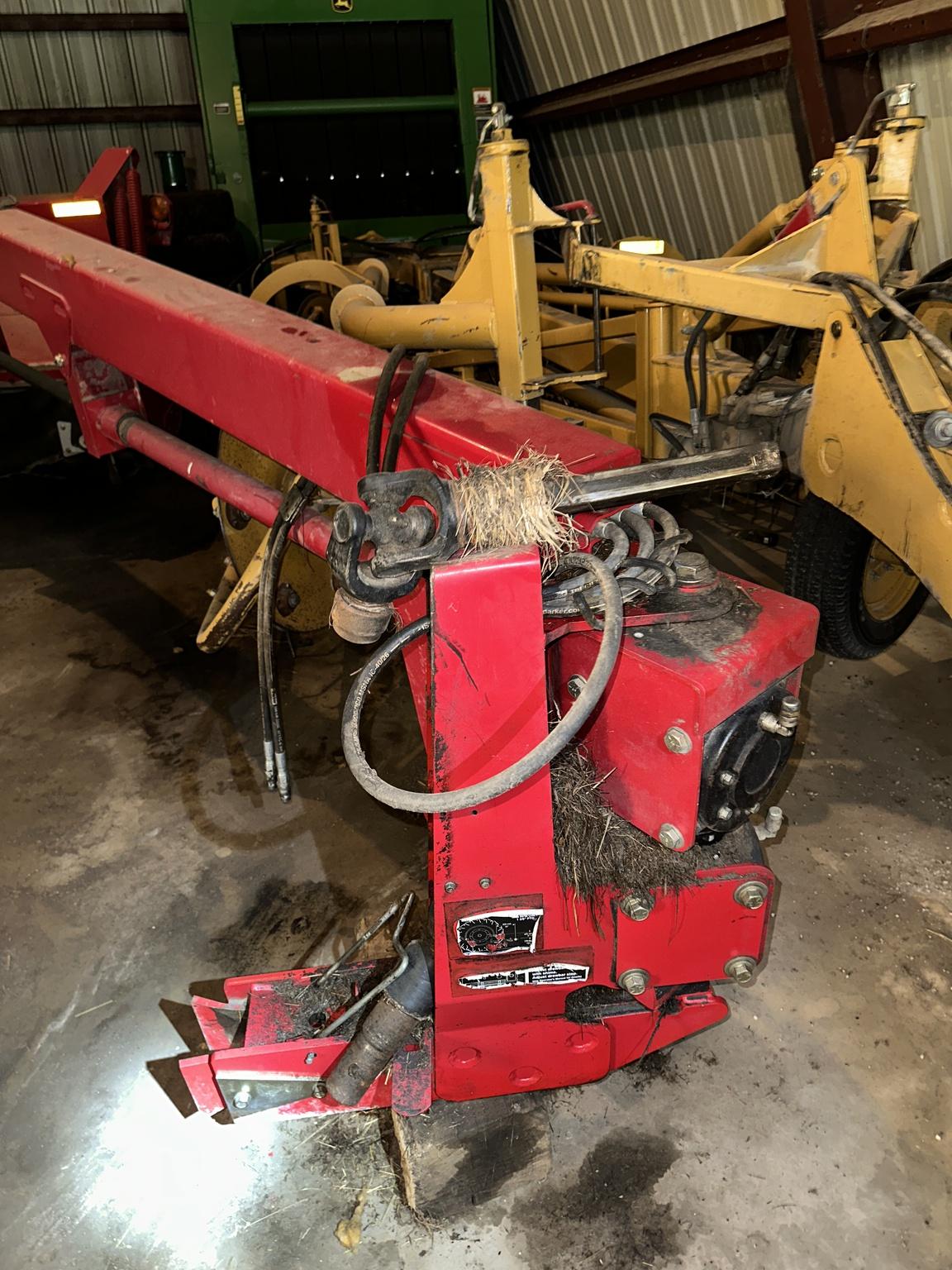 2012 Massey Ferguson 1372 Image