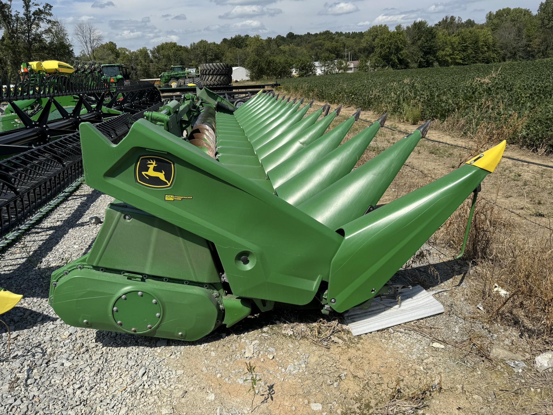 2021 John Deere C16F Image