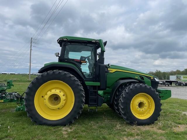 2024 John Deere 8R 310 Image