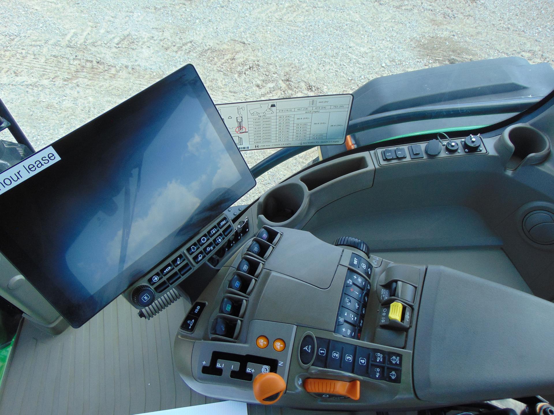 2024 John Deere 8RX 410 Image