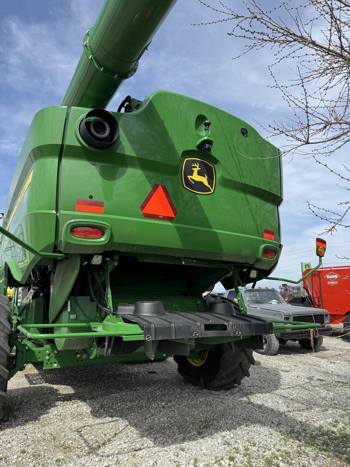 2024 John Deere S780 Image