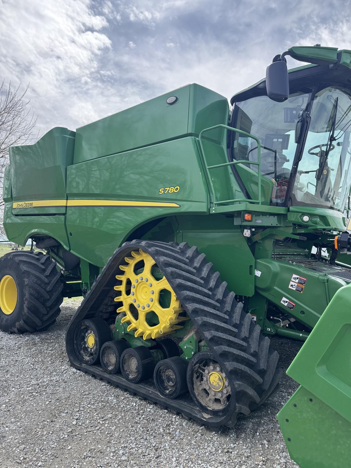 2024 John Deere S780 Image
