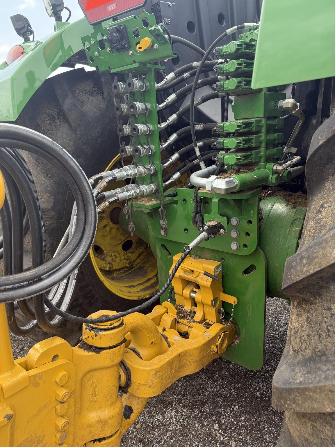 2024 John Deere 9R 640 Image