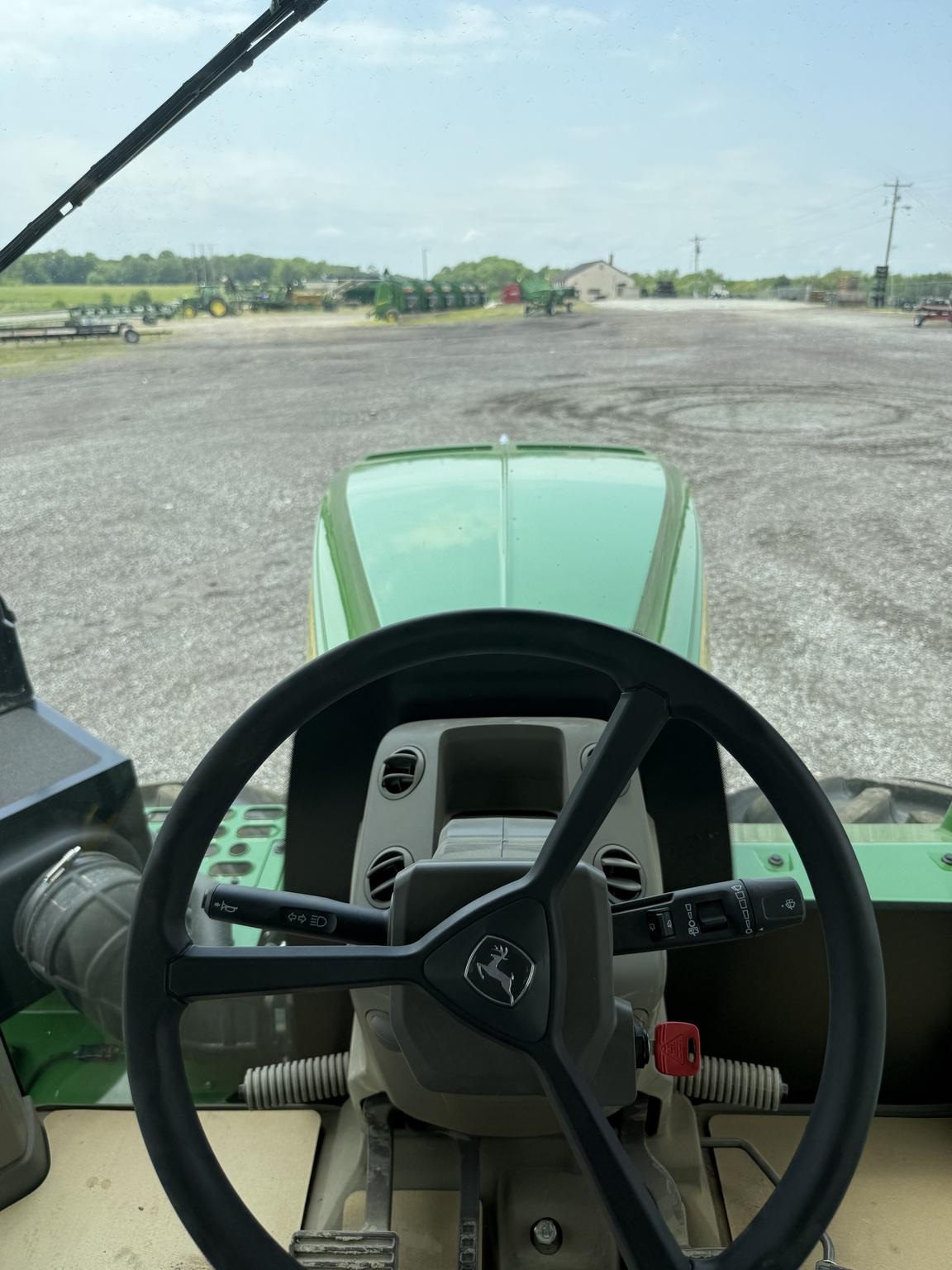 2024 John Deere 9R 640 Image