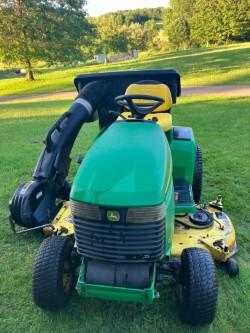 2004 John Deere GX345 Image