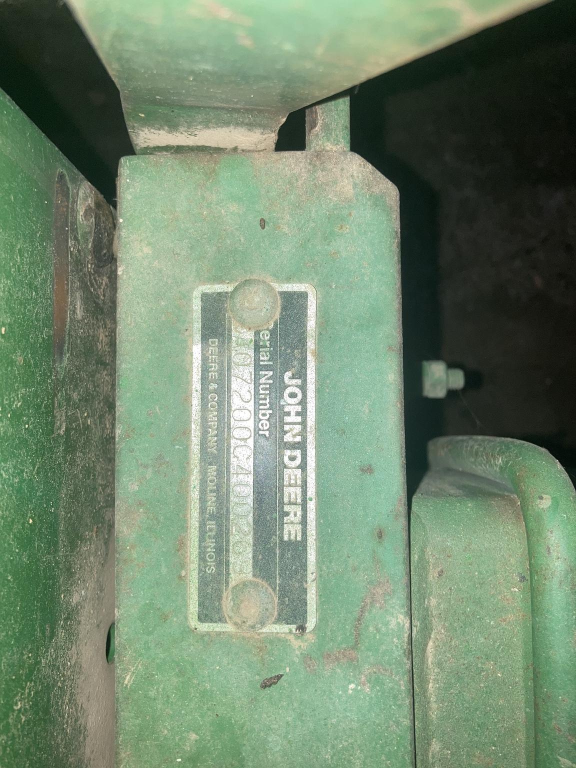 1986 John Deere 7200 Image