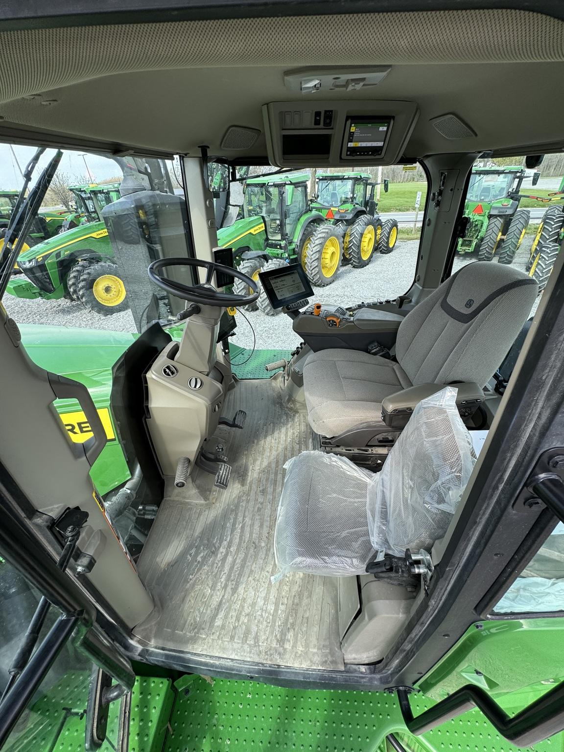 2024 John Deere 9R 440 Image