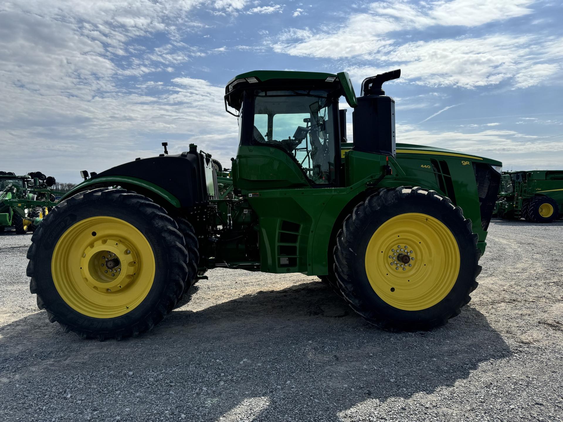 2024 John Deere 9R 440 Image