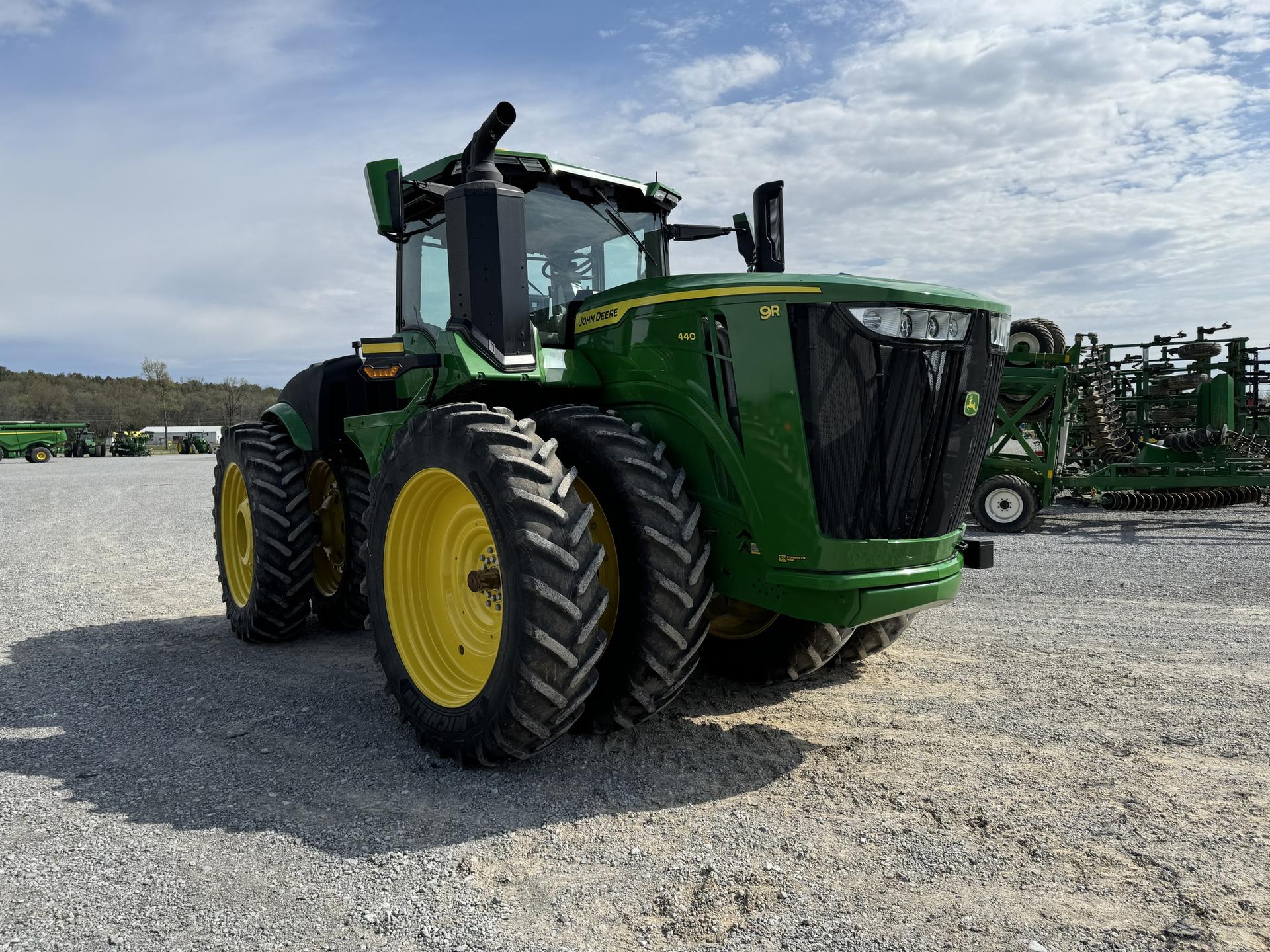 2024 John Deere 9R 440 Image