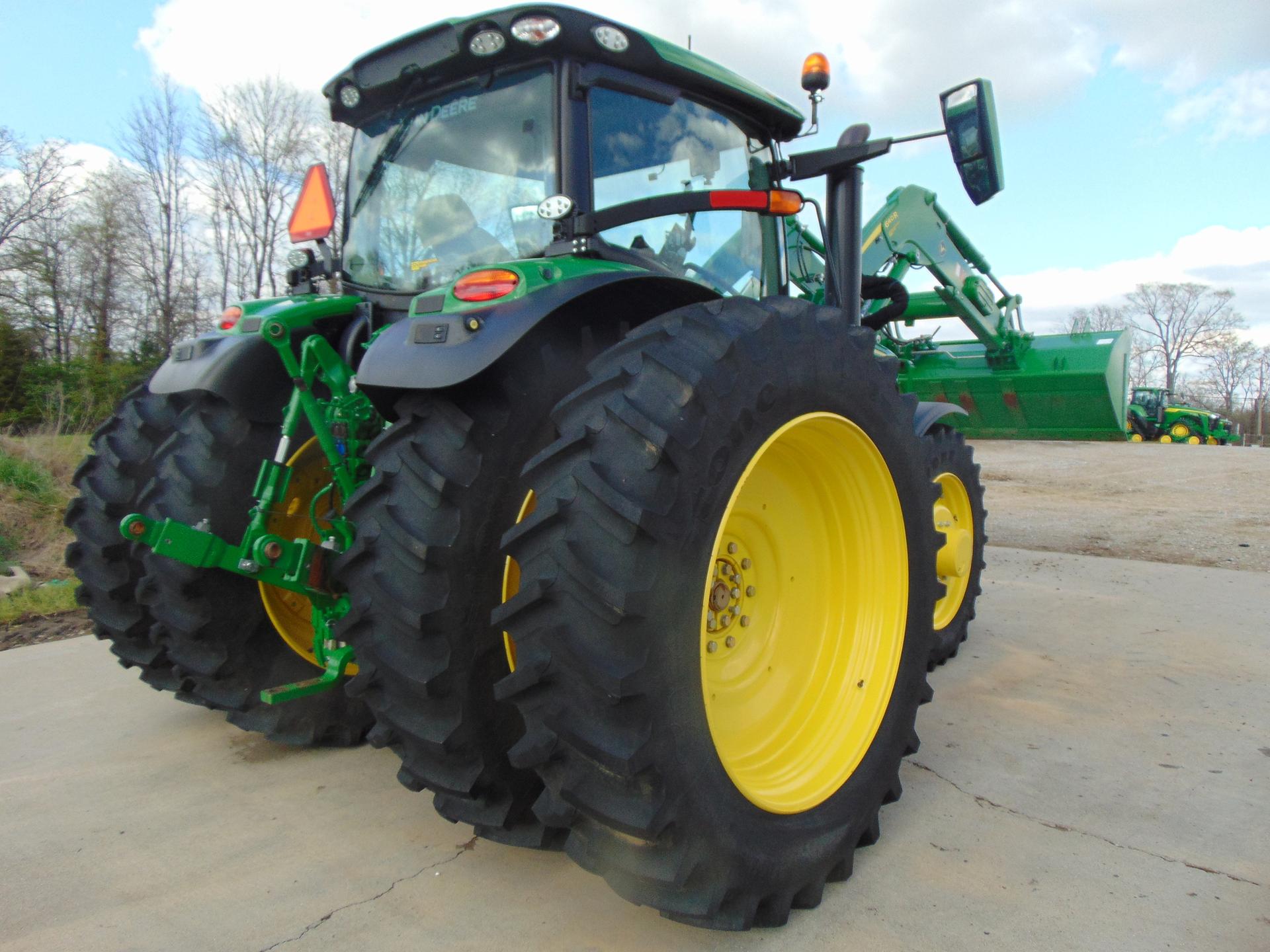 2024 John Deere 6R 155 Image