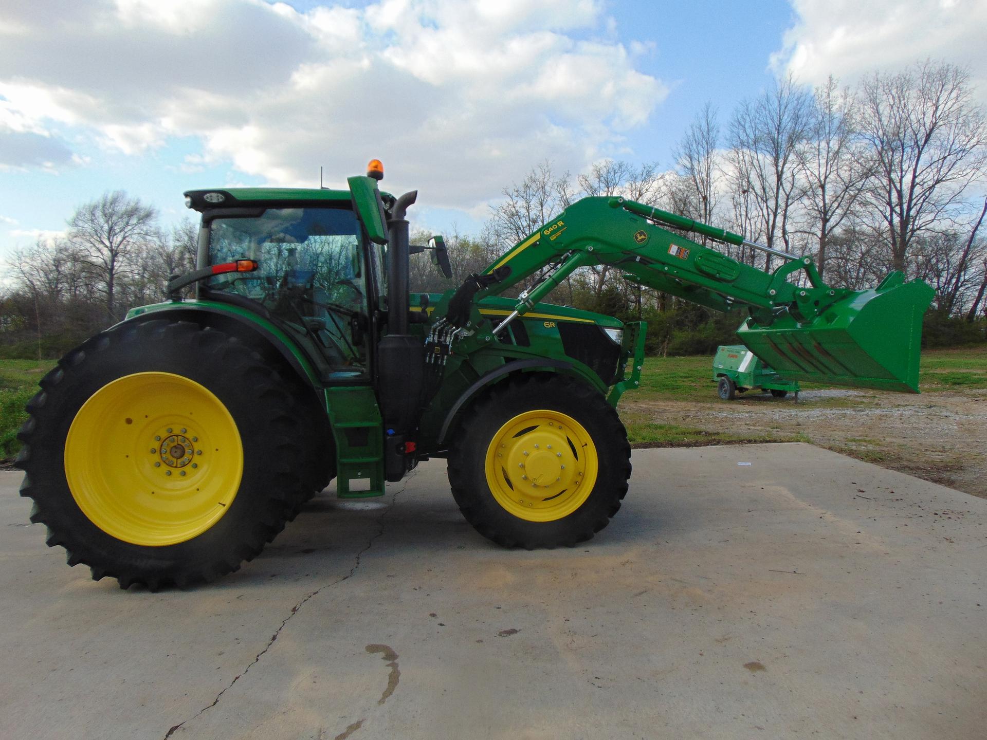 2024 John Deere 6R 155 Image