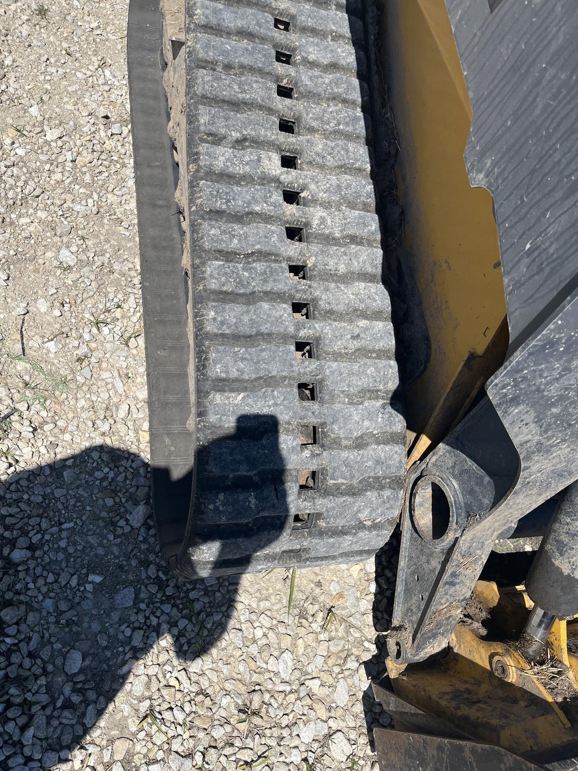 2023 John Deere 333G Image