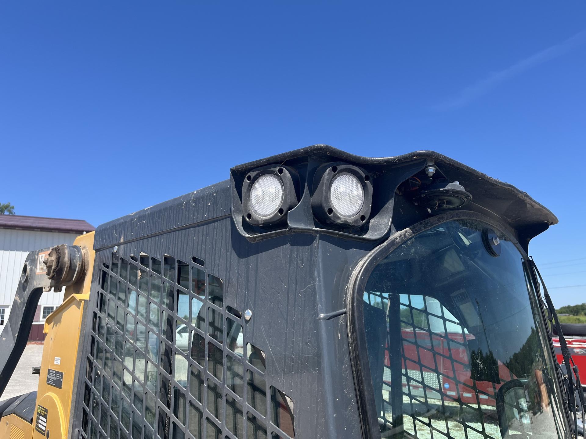 2023 John Deere 333G Image