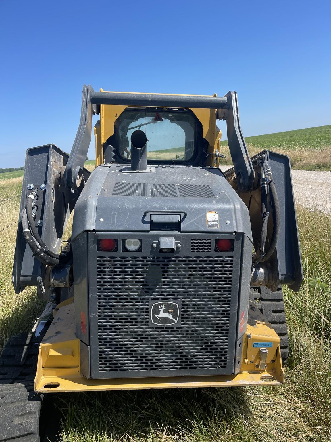 2019 John Deere 333G Image