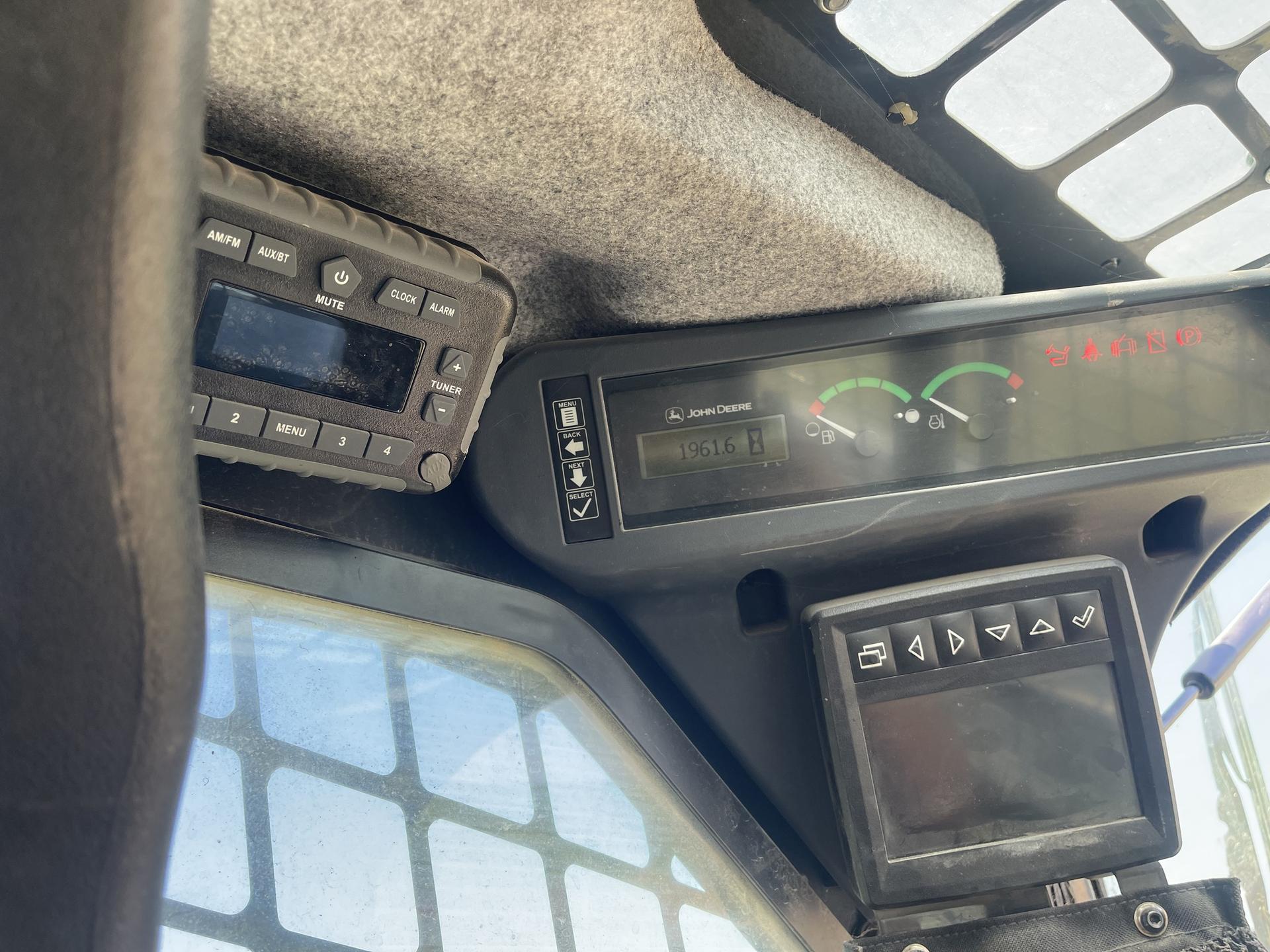 2019 John Deere 333G Image