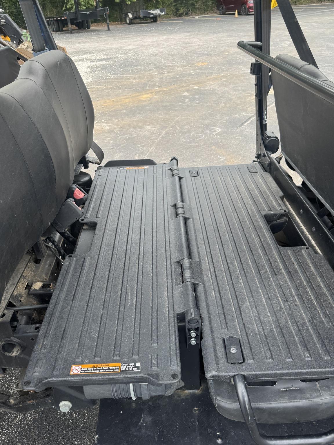 2016 John Deere XUV 825I S4 Image