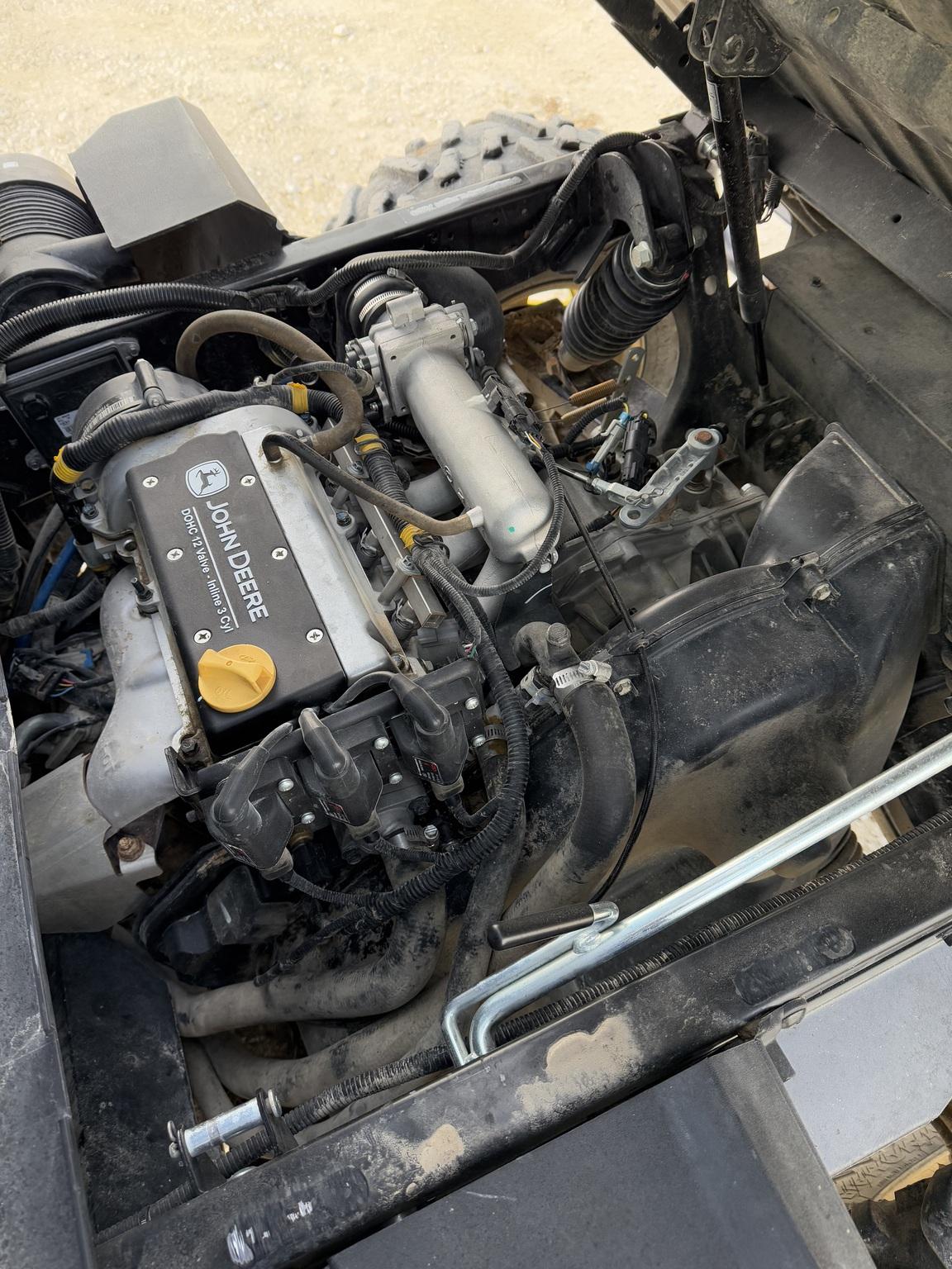 2020 John Deere XUV 835M Image