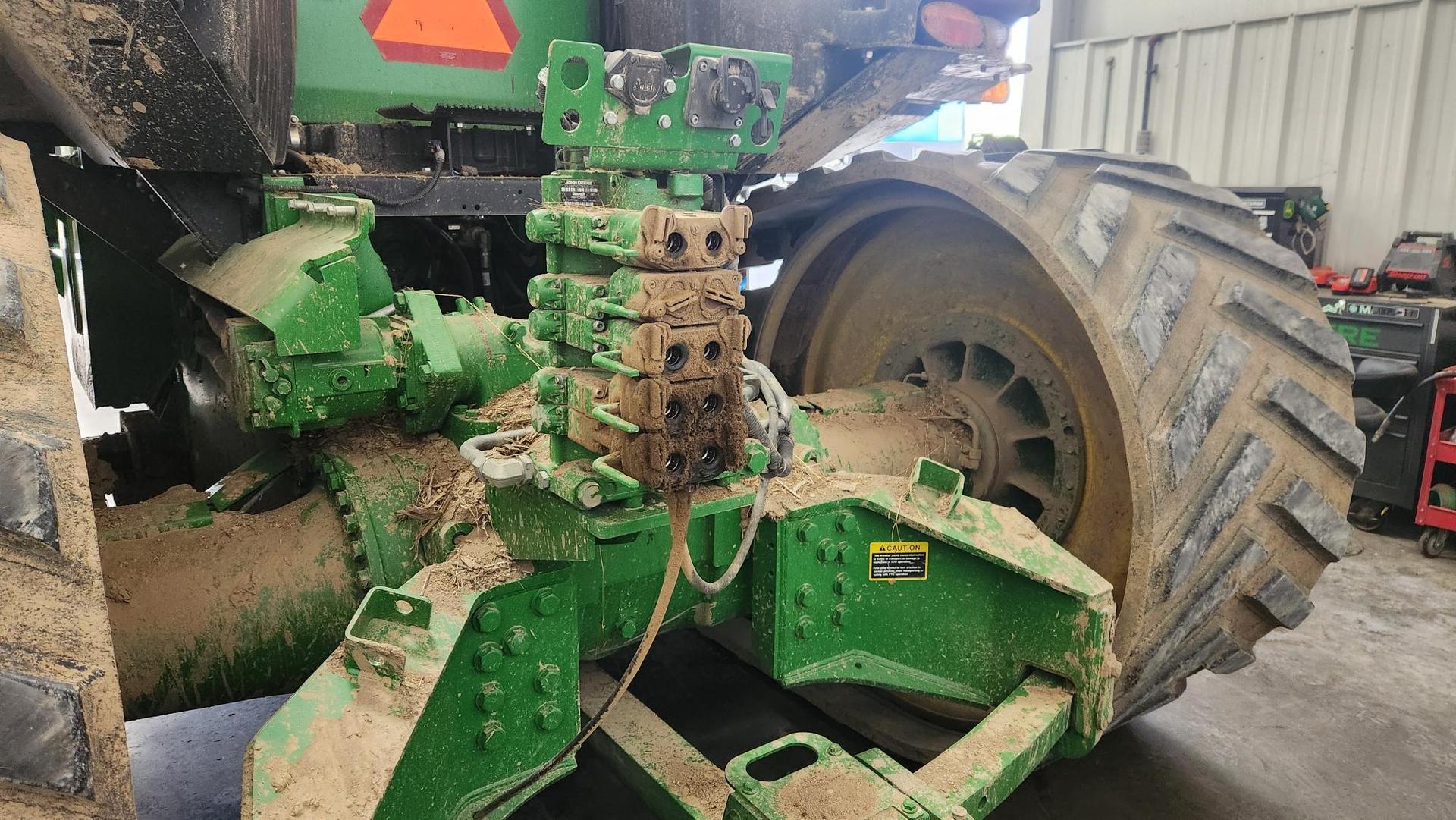 2015 John Deere 9470RT Image