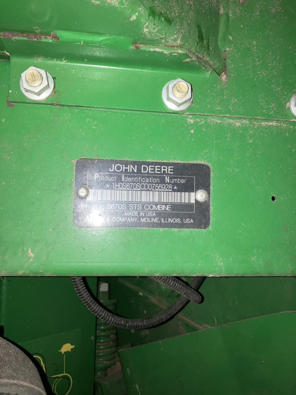 2013 John Deere S670 Image