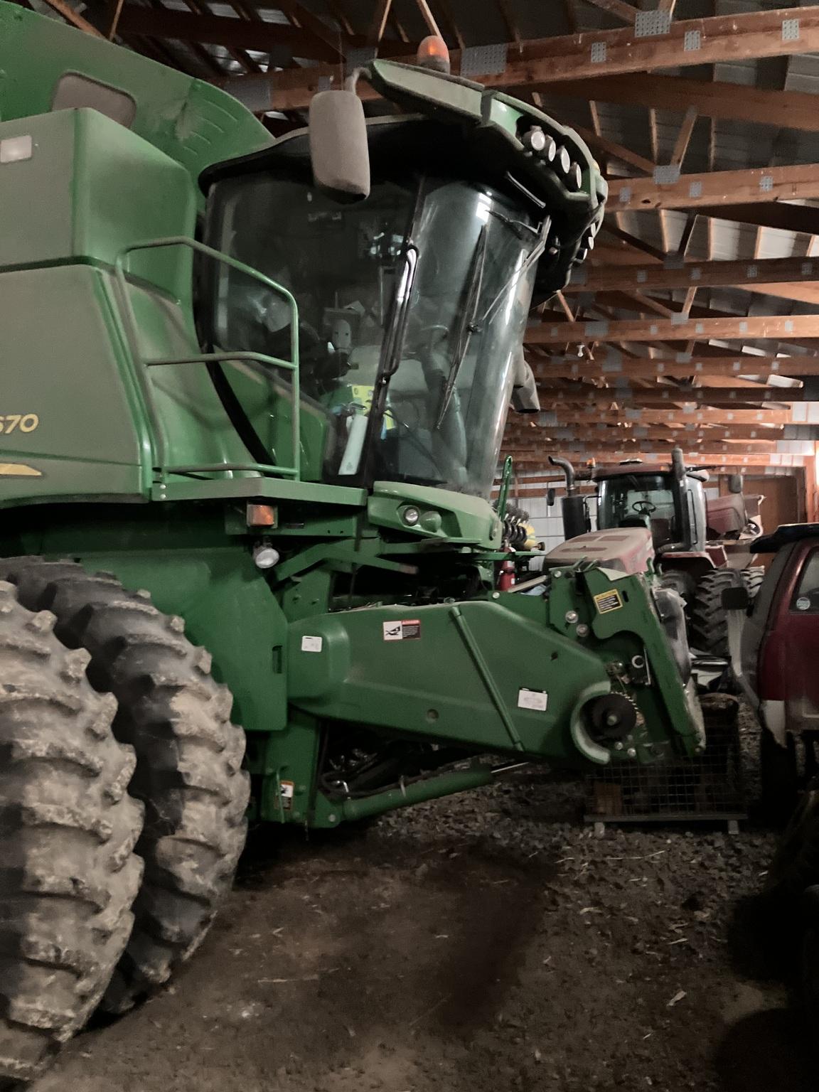 2013 John Deere S670 Image