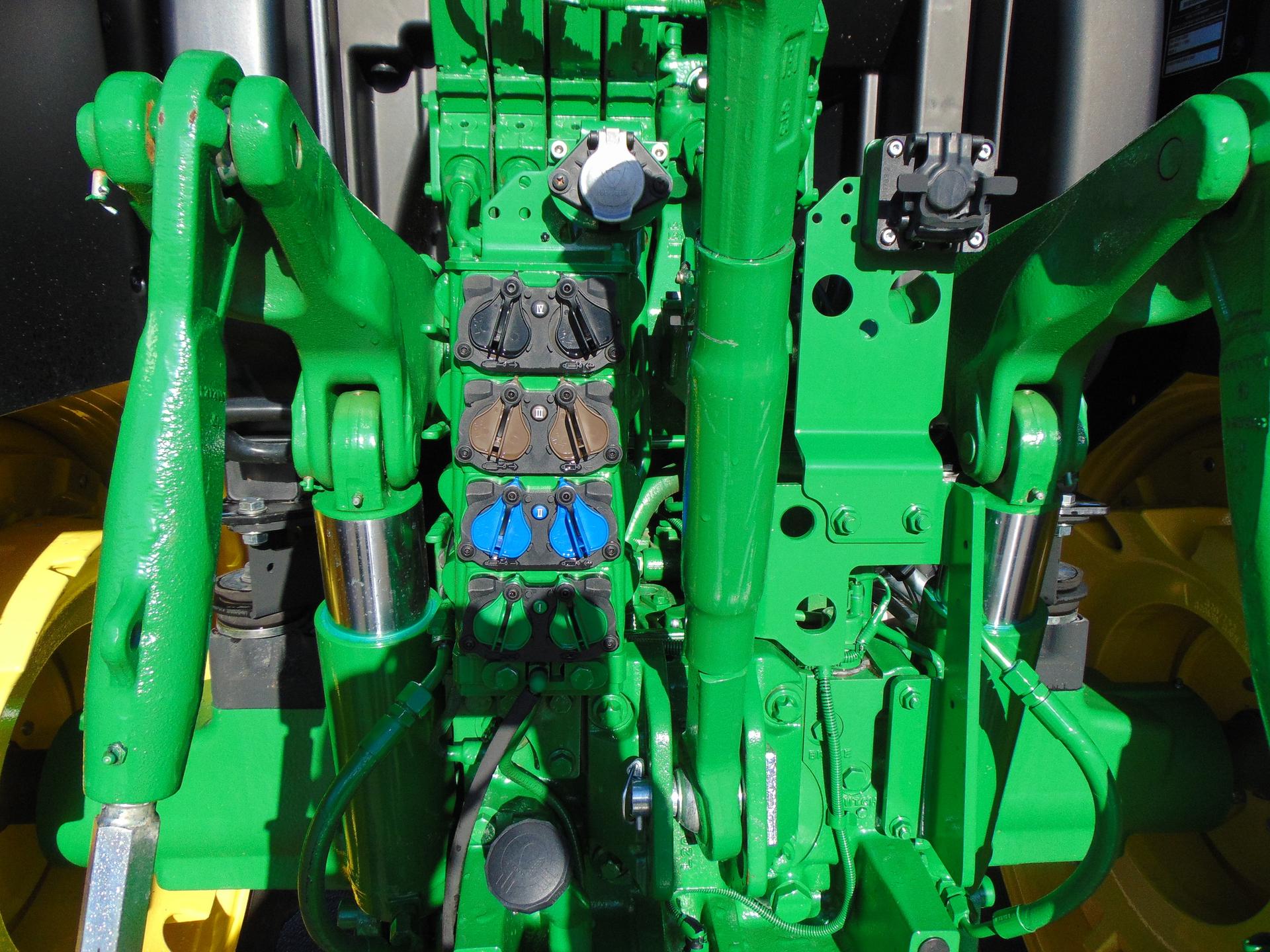 2023 John Deere 6R 155 Image