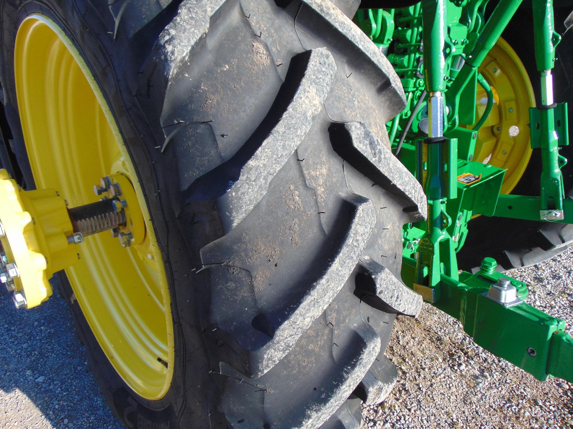 2023 John Deere 6R 155 Image