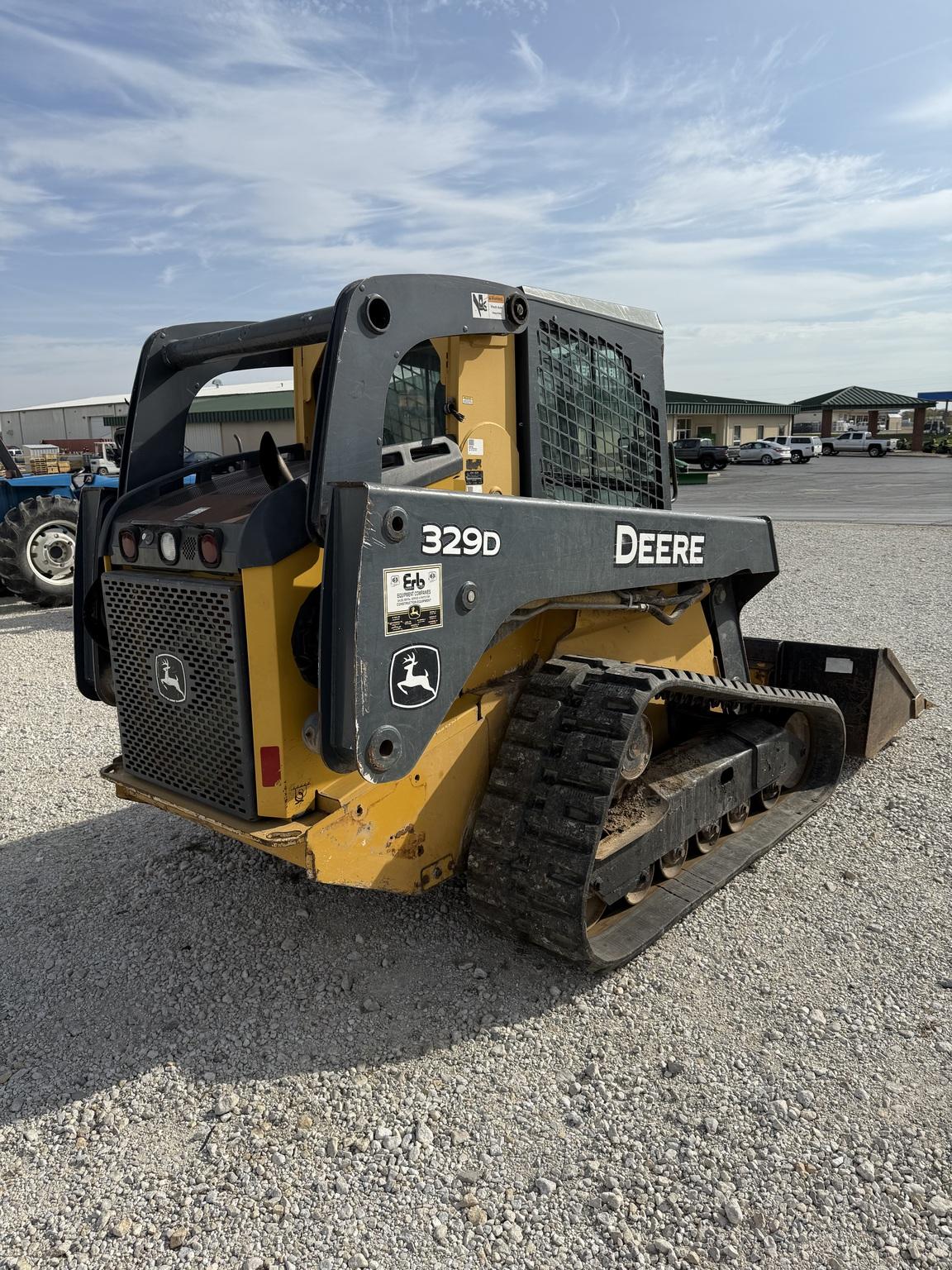 2010 John Deere 329D Image