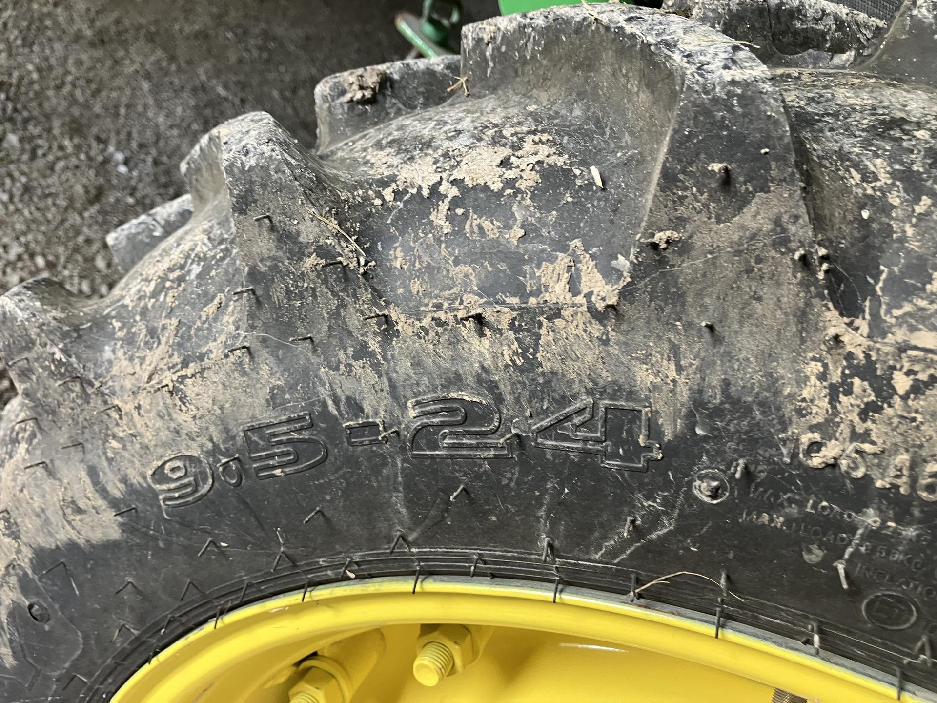 2022 John Deere 5055E Image