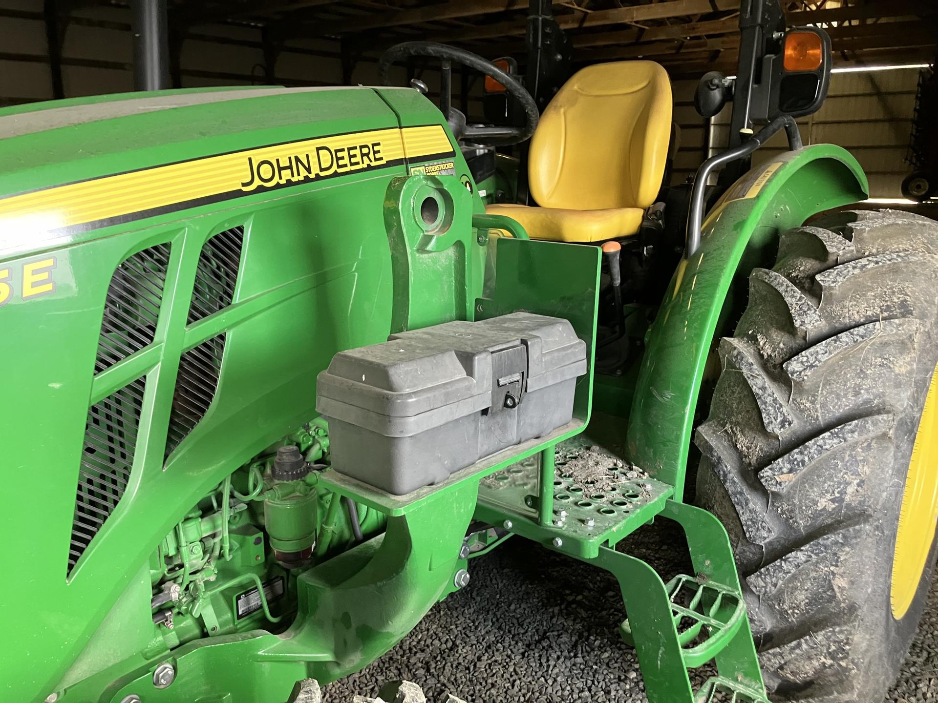 2022 John Deere 5055E Image