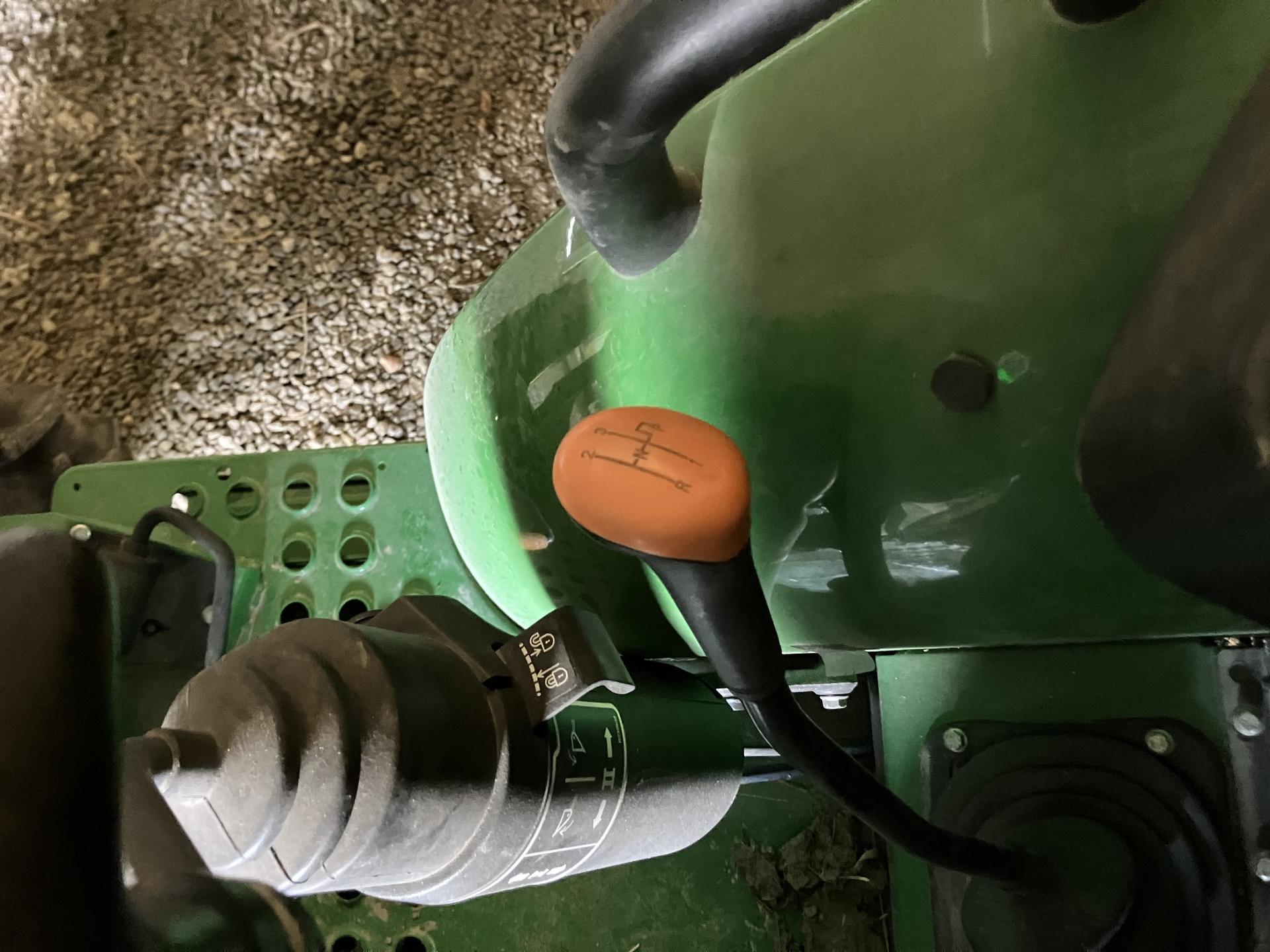 2022 John Deere 5055E Image