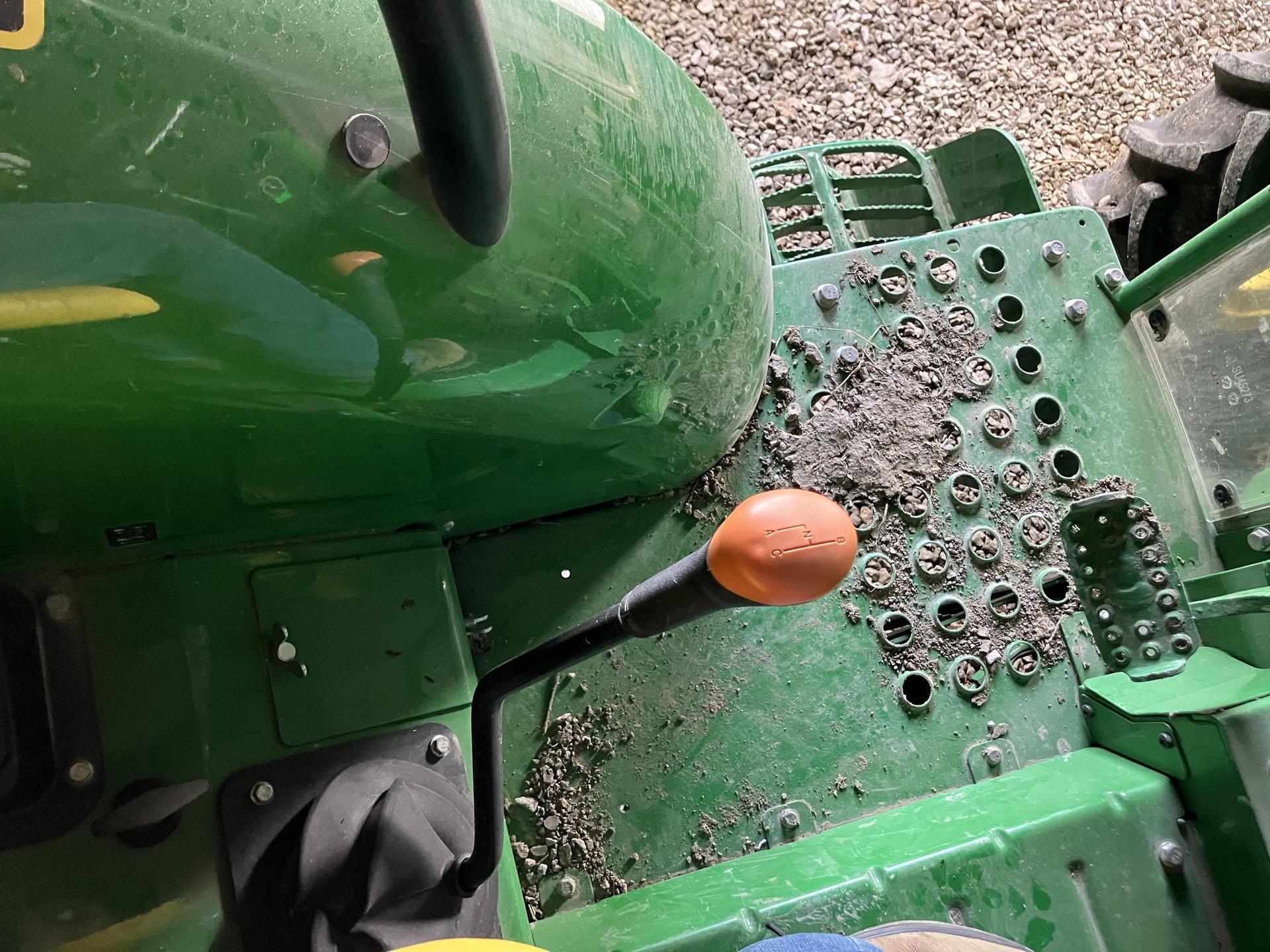 2022 John Deere 5055E Image