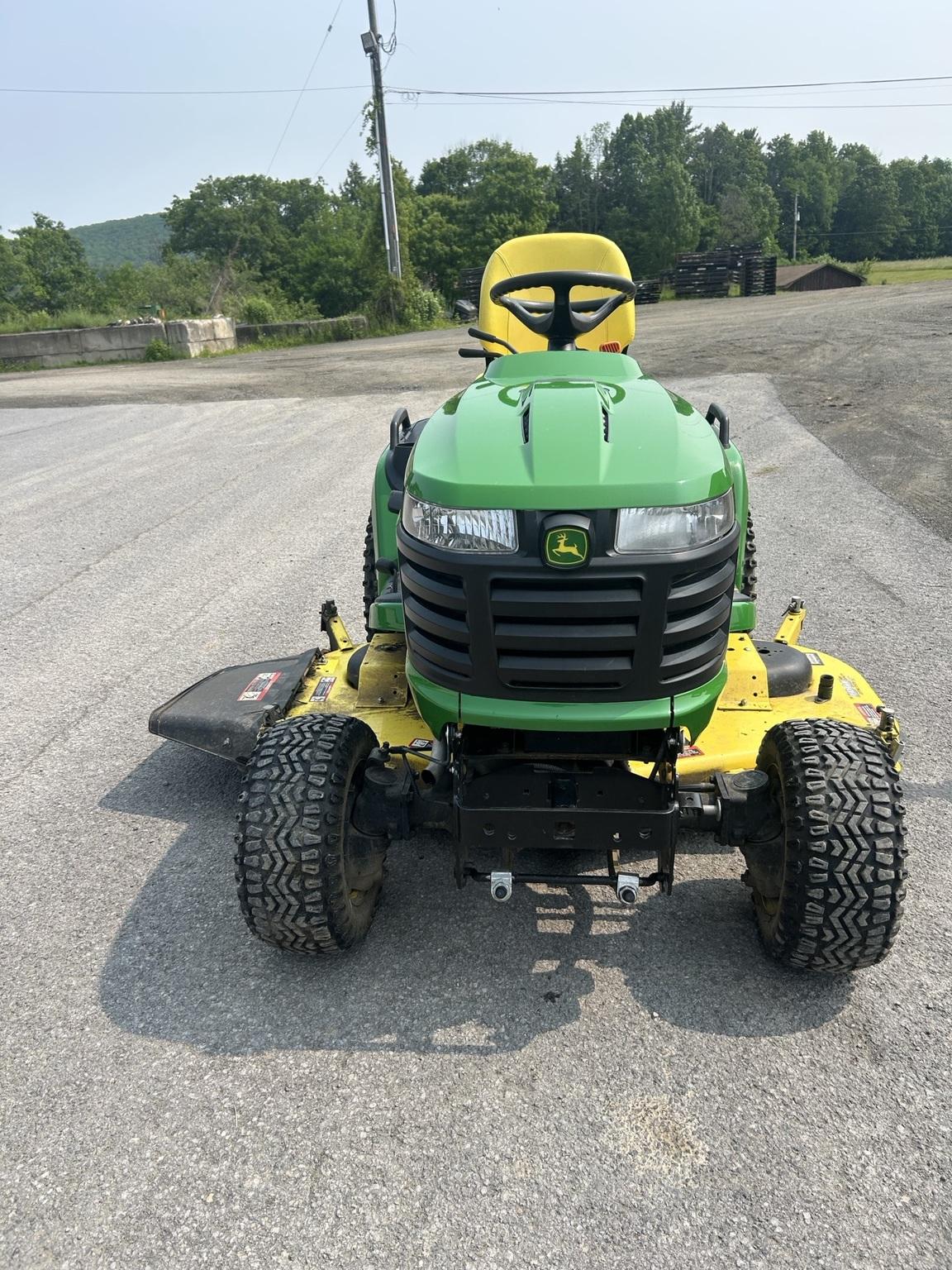 2016 John Deere X738 Image