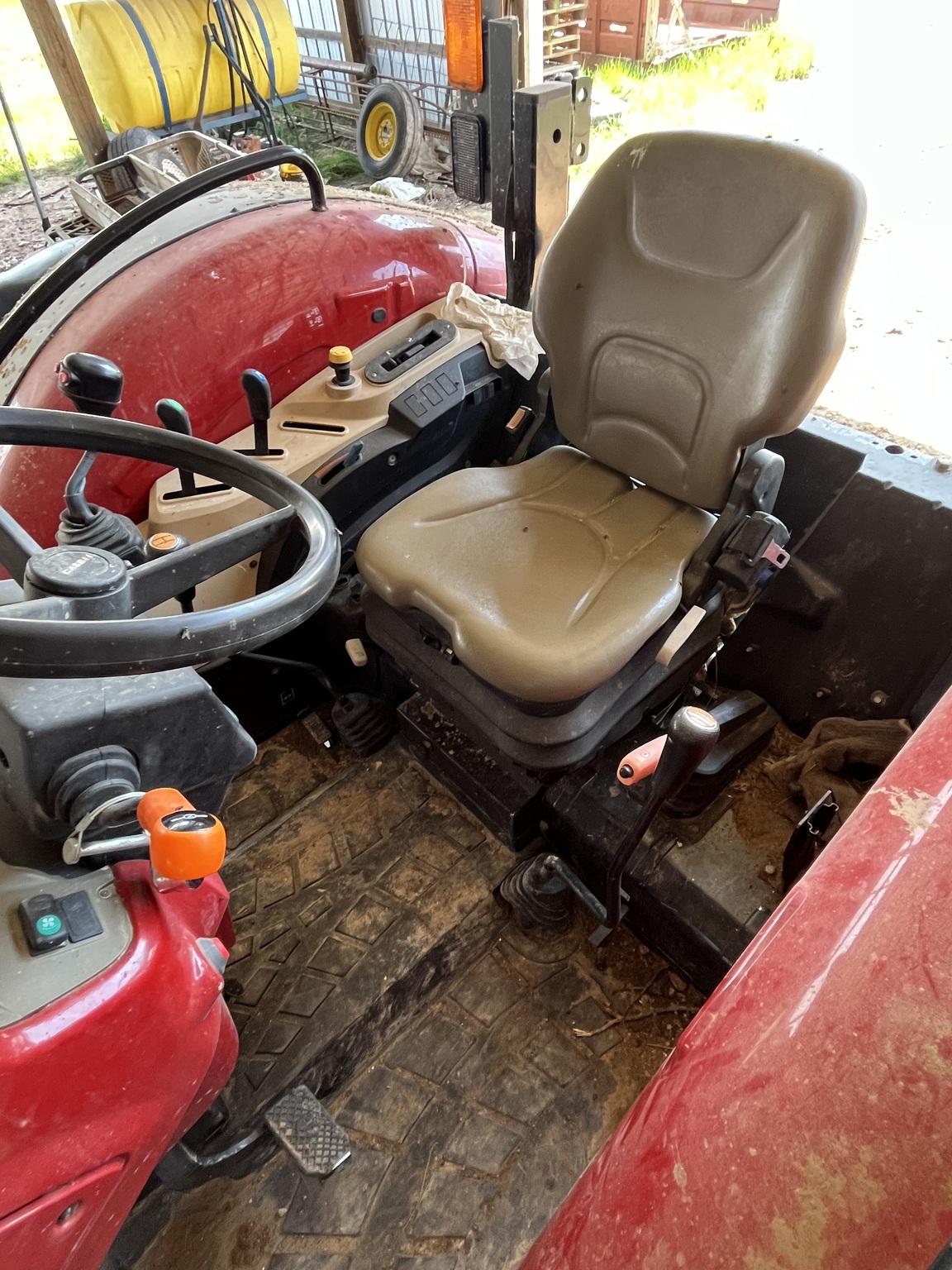 2021 Case IH Farmall 105A Image