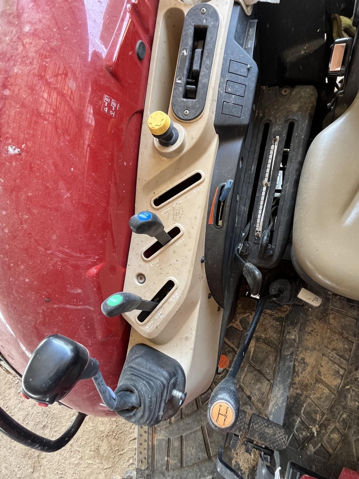 2021 Case IH Farmall 105A Image