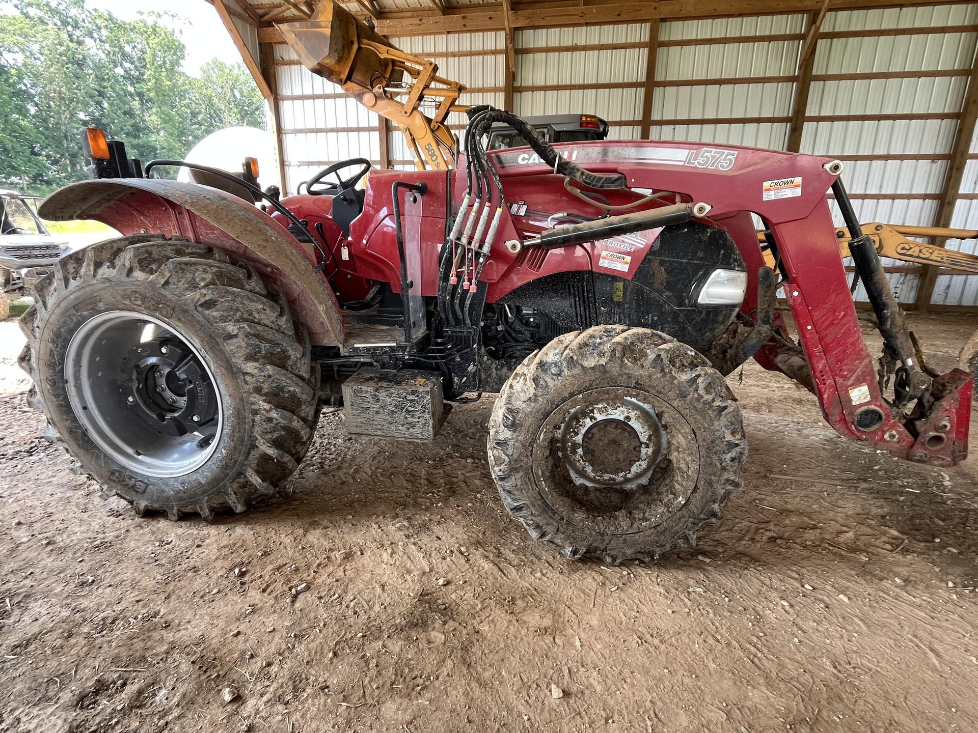 2021 Case IH Farmall 105A Image