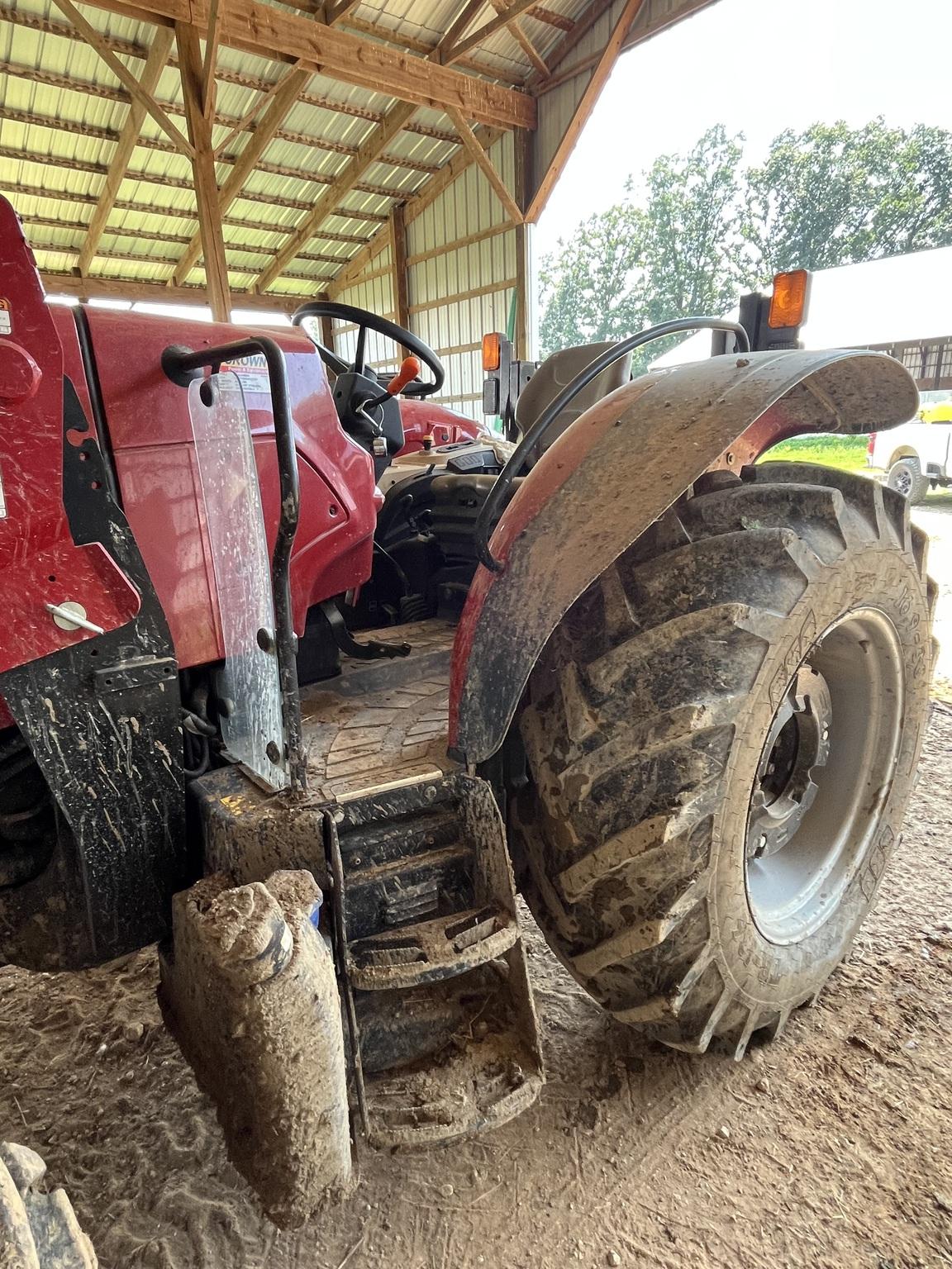 2021 Case IH Farmall 105A Image