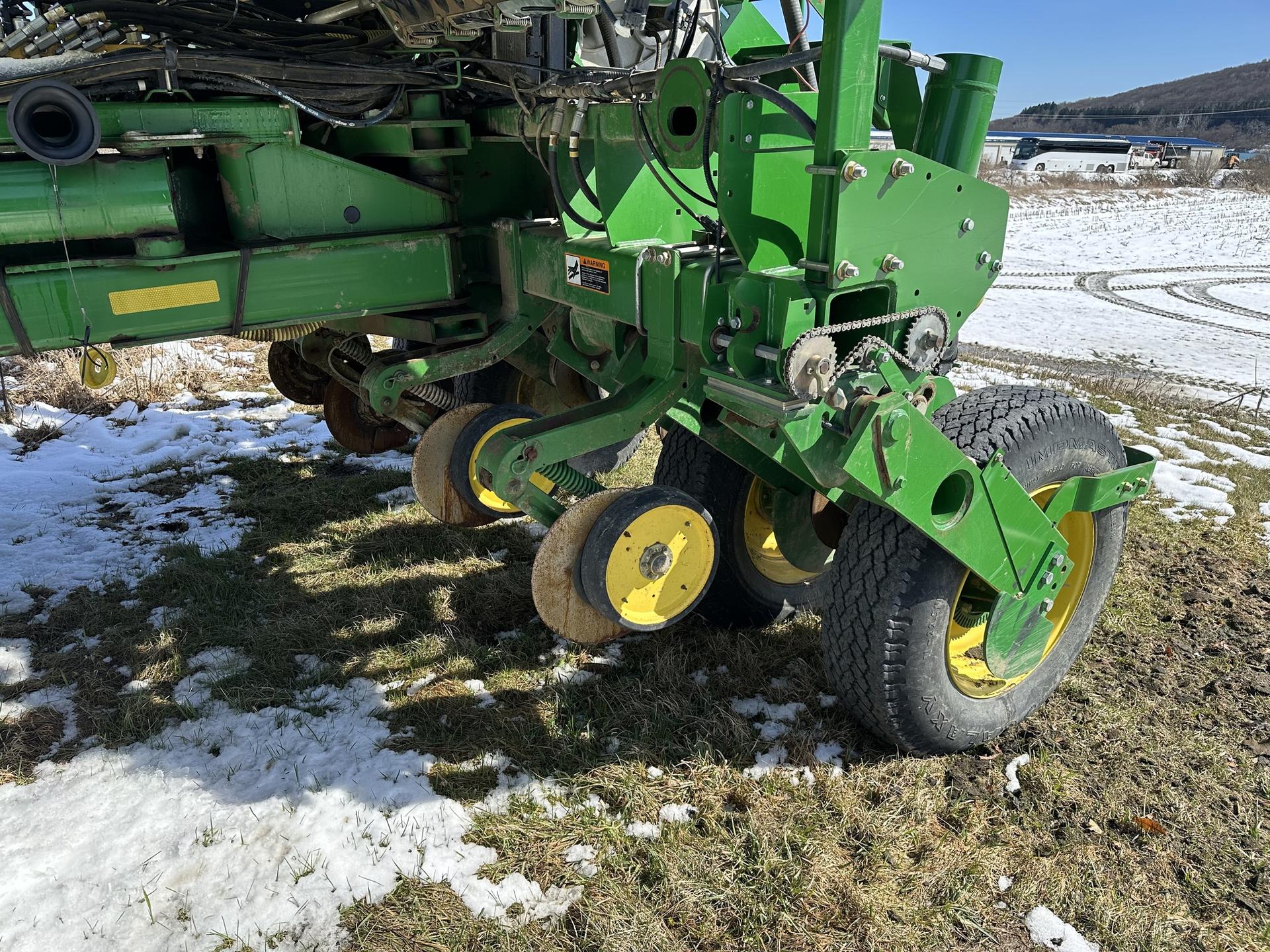 2012 John Deere 1770NT CCS Image