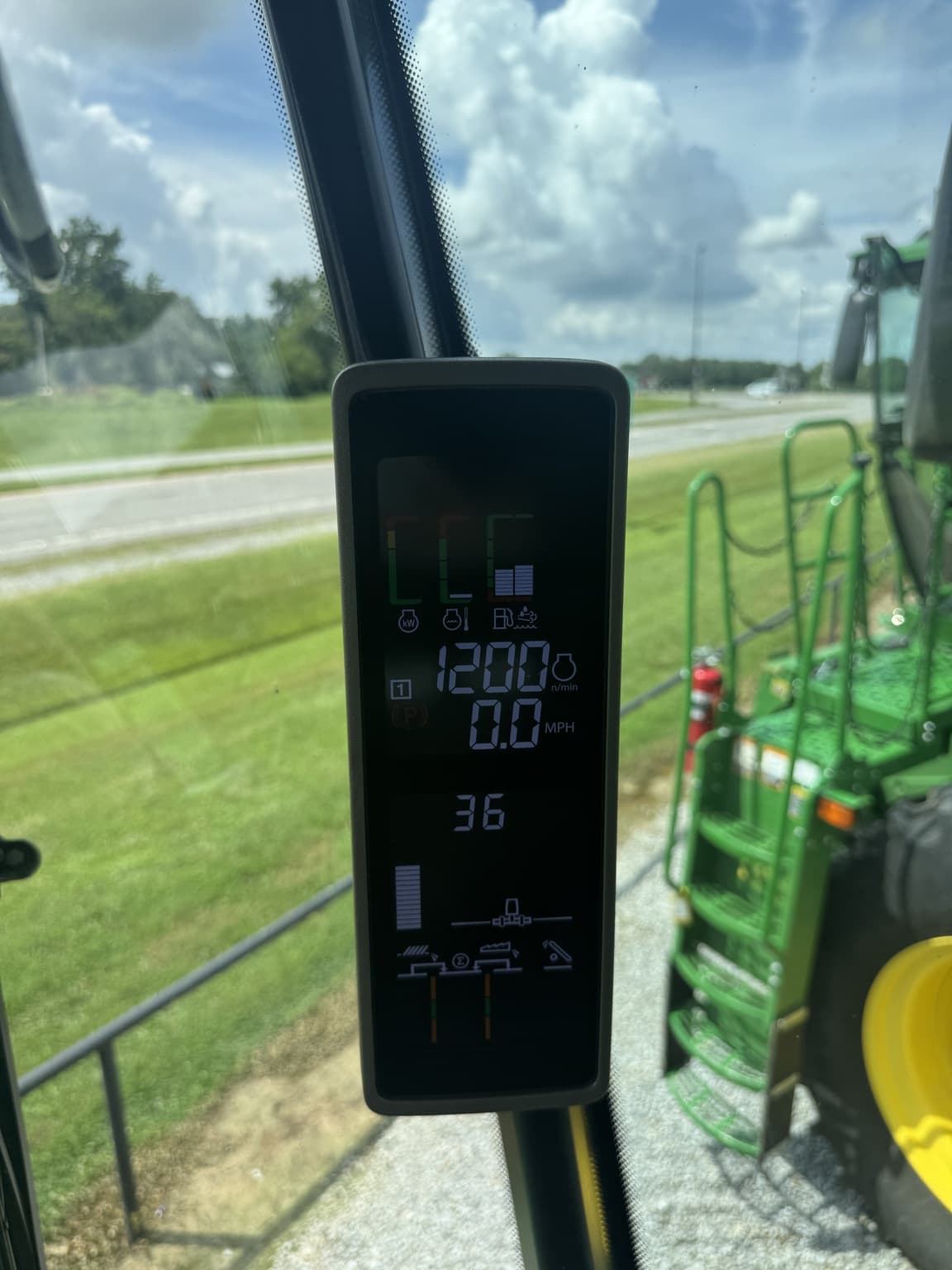 2024 John Deere S780 Image