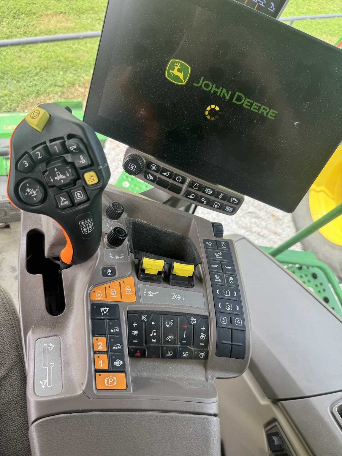 2024 John Deere S780 Image