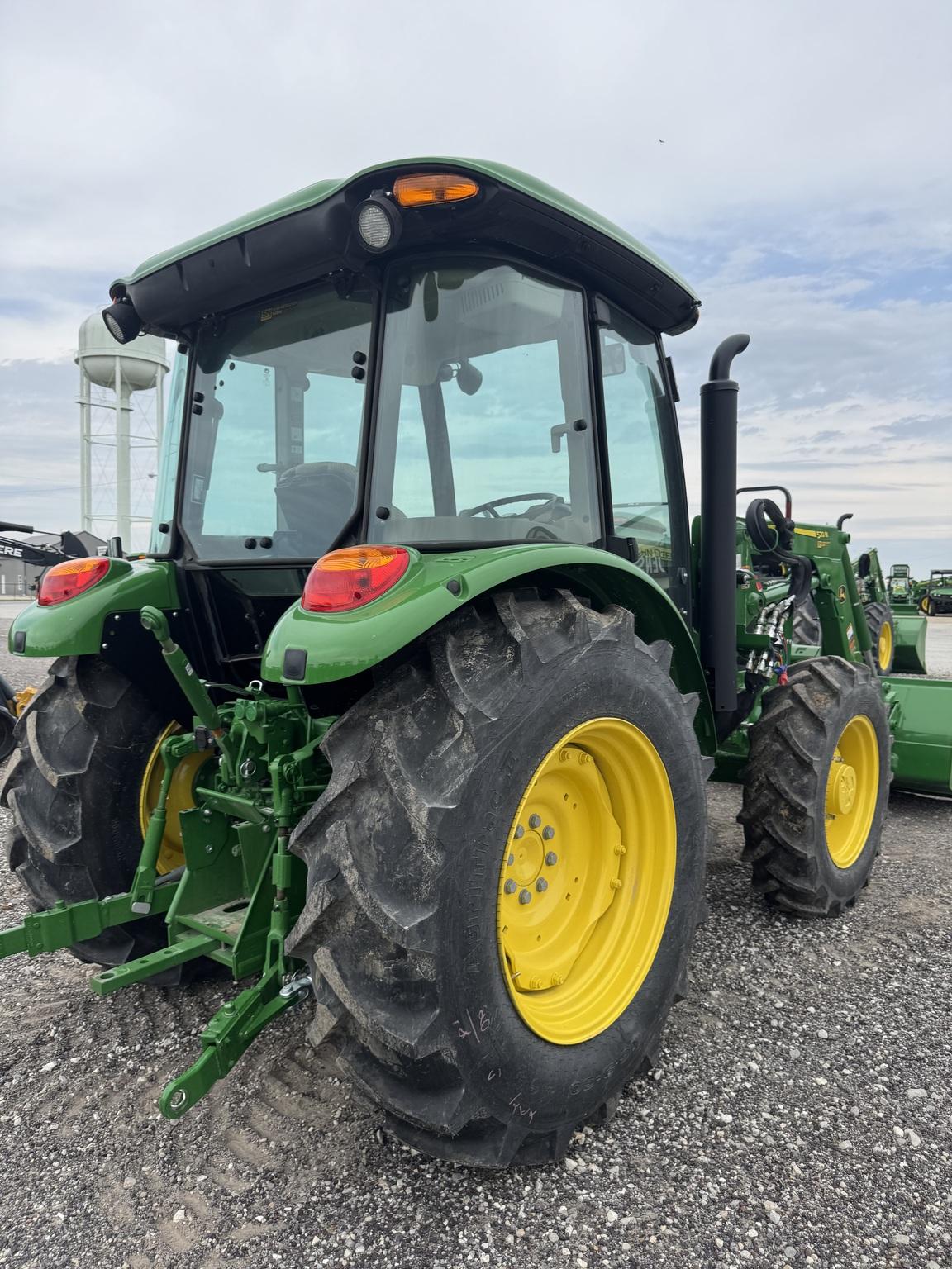 2024 John Deere 5075E Image
