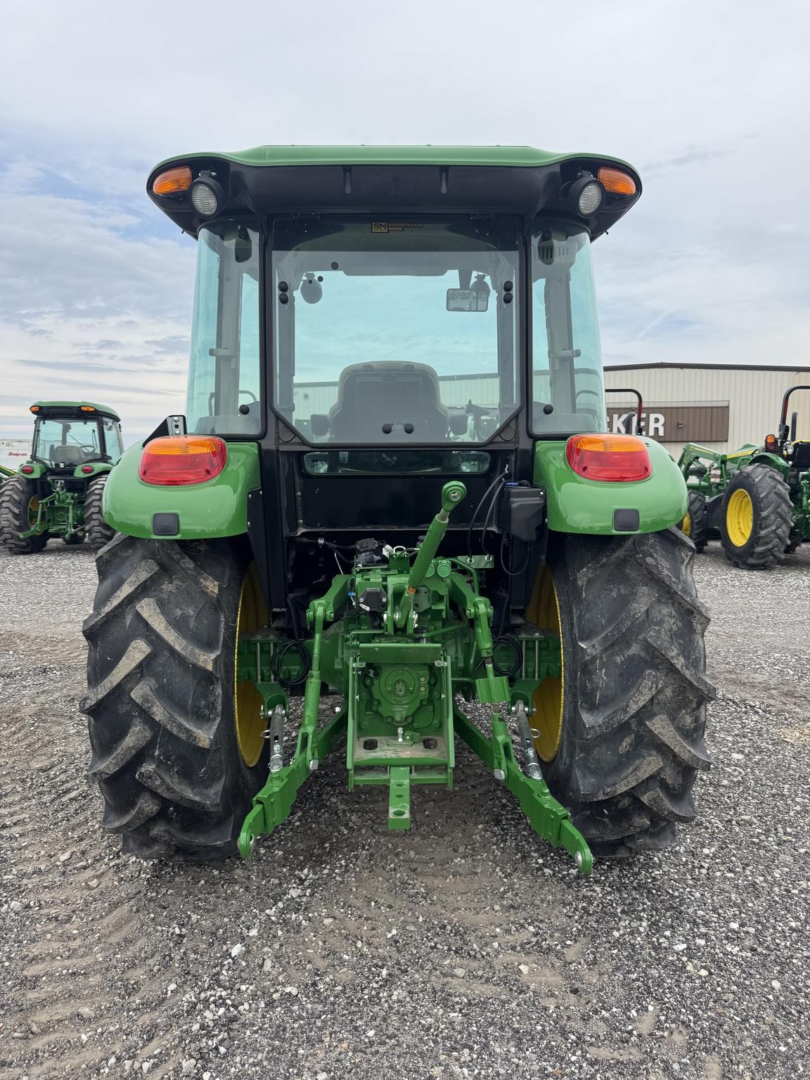 2024 John Deere 5075E Image
