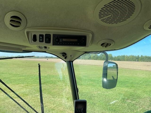 2014 John Deere S680 Image