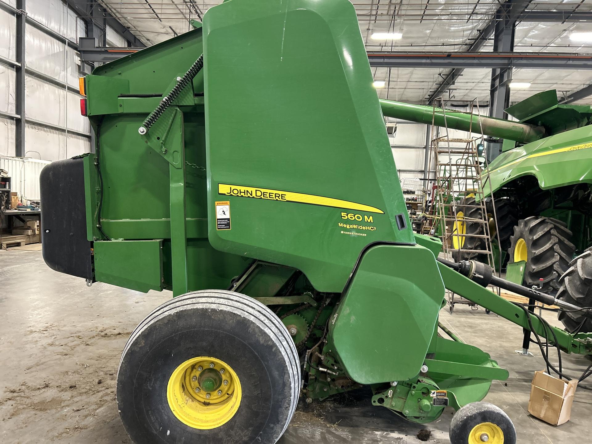 2020 John Deere 560M Precutter Image