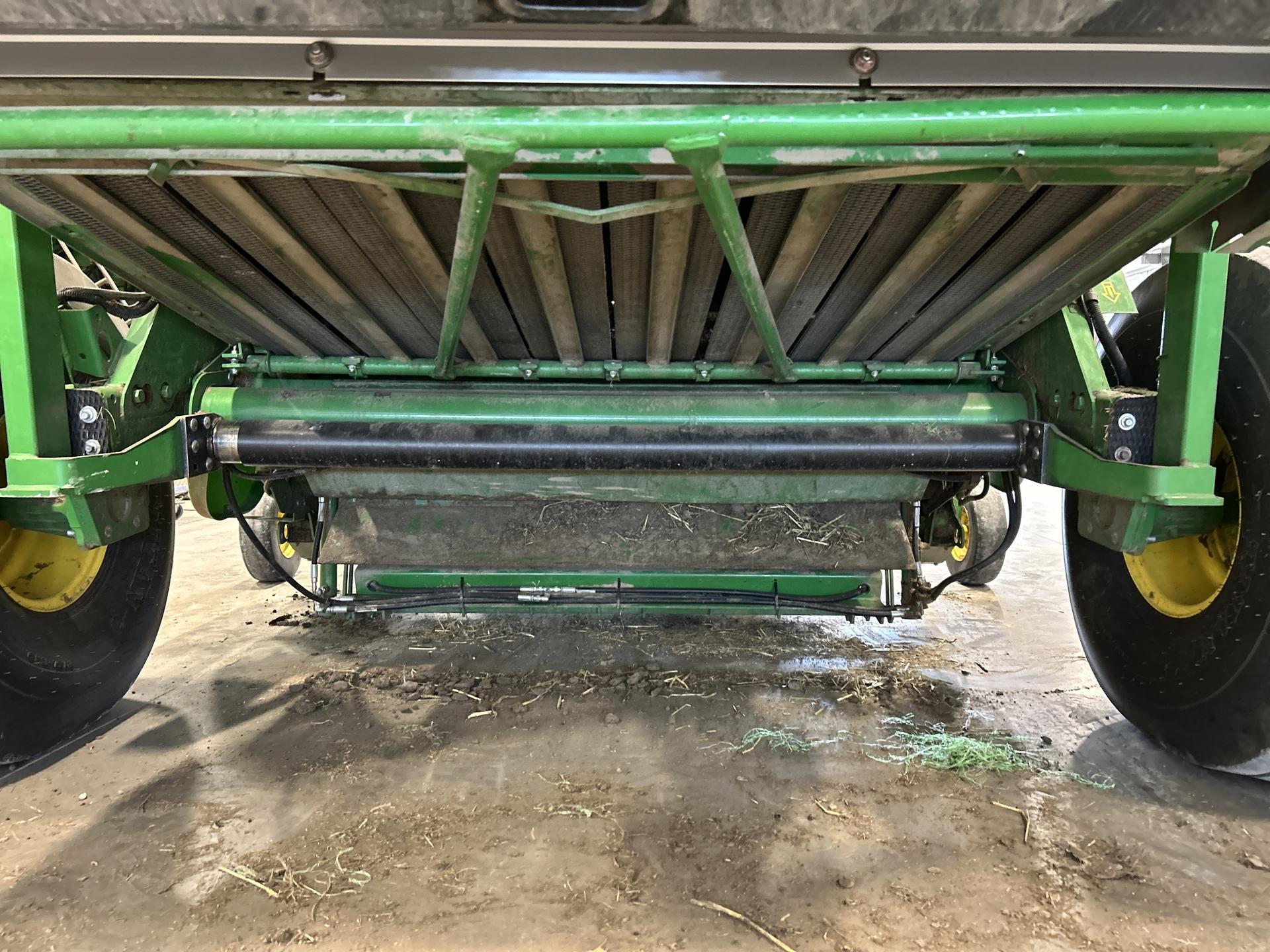 2020 John Deere 560M Precutter Image