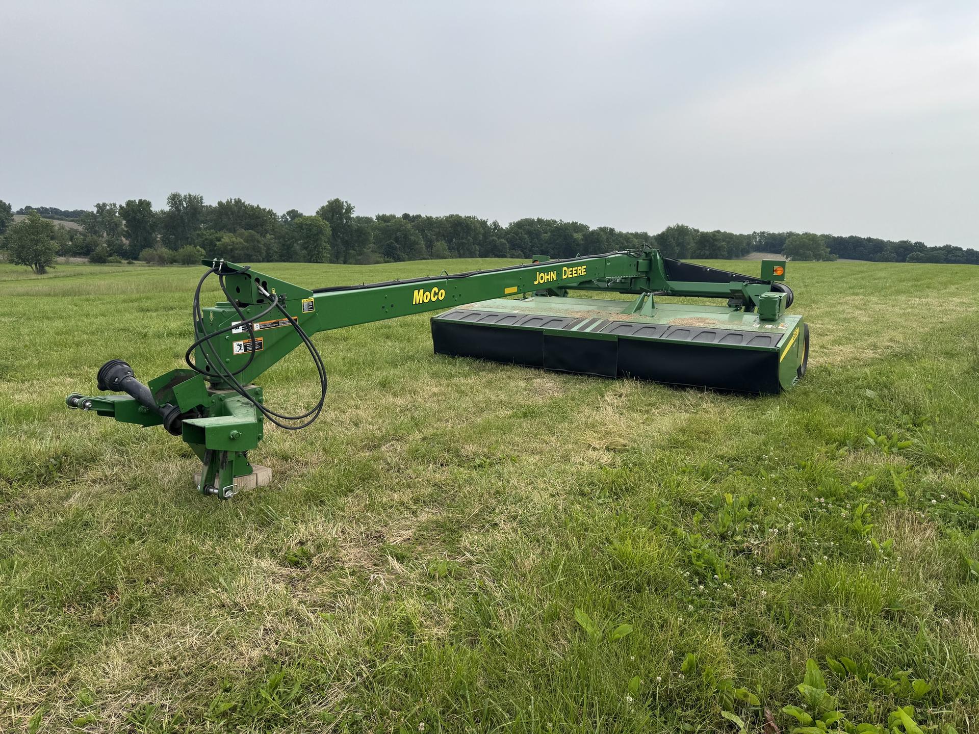 2015 John Deere 956 Image