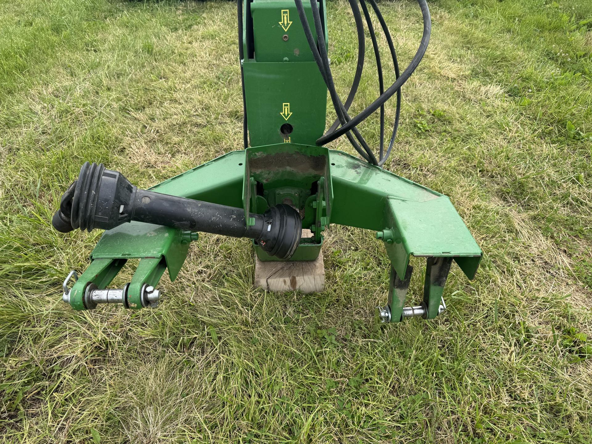 2015 John Deere 956 Image