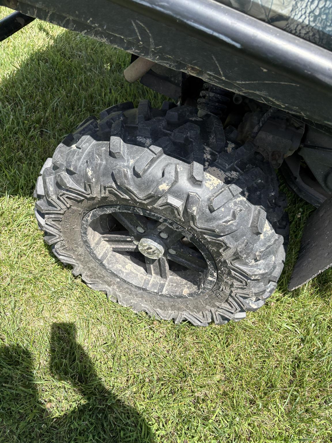 2012 John Deere XUV 825I CAMO Image