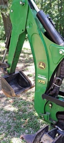 2013 John Deere 3320 Image